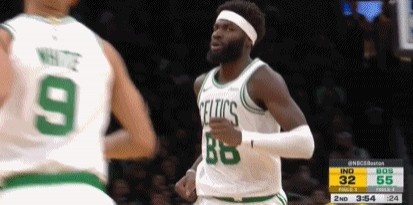 开云体育-步行者断电了！凯尔特人3分钟轰15-0打停 分差20+